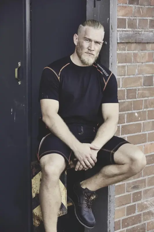 Neue Kollektion Arbeits Shorts, Farbe schwarz/rot, Gr.48
