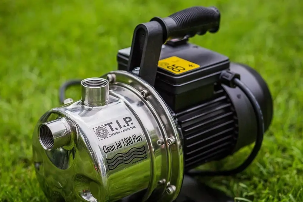 Knallerangebot Gartenpumpe Edelstahl Clean Jet 1300 Plus mit 4 m Ansauggarnitur, bis 4.400 l/h Fördermenge