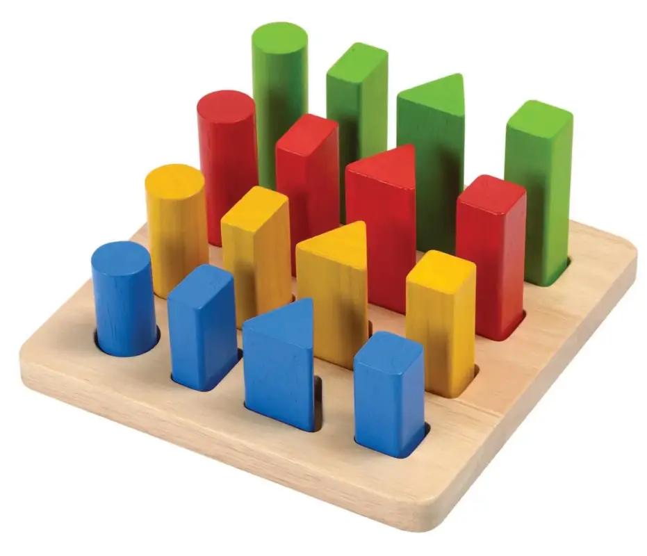 Plan Toys - Sortierspielzeug - Lernspiel Geometrie Stifte, Gummibaumholz Günstig