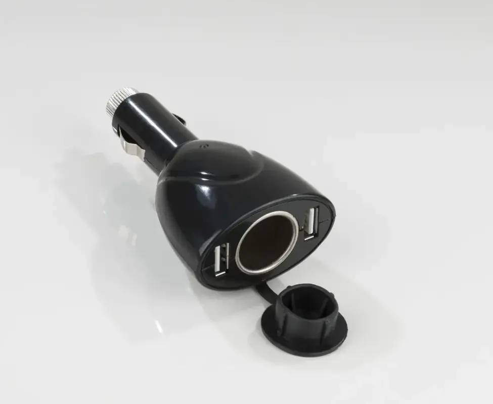 Geprüft Zigarettenanzünder Steckdose mit 2 USB Steckdosen