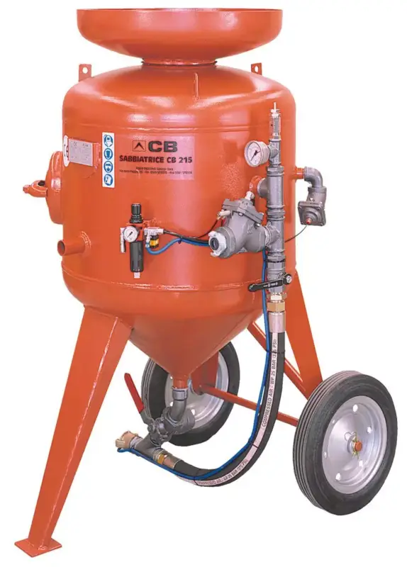 Sandstrahlgerät Modell CB 215-F-D1 mit Schlauch 25x40mm / 10m, M06 &Start-Stop-Fernbedienung (Remote-Control) Finale Aktion